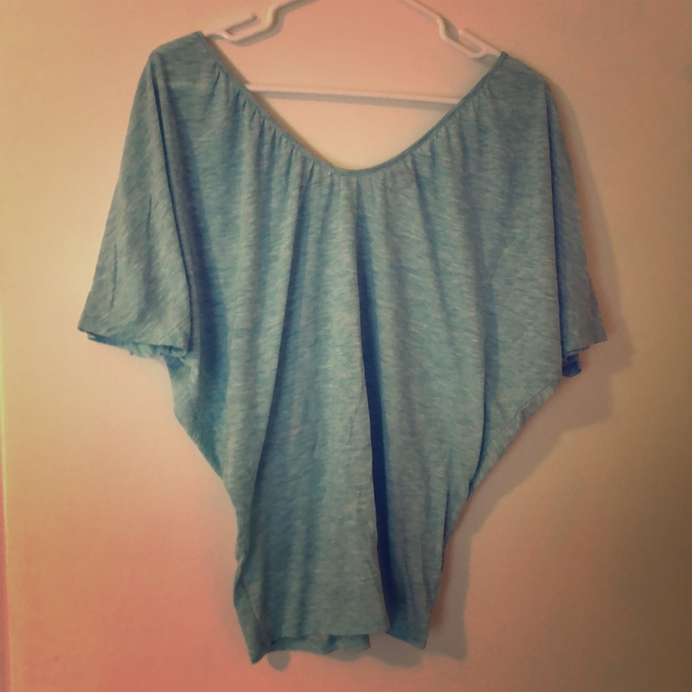 Express Lounge Top